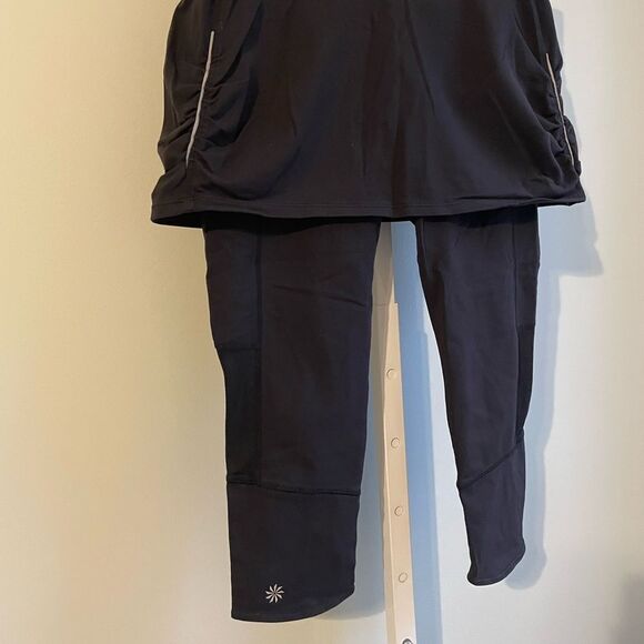 Athleta Black Skirt Leggings Skeggings Athletic Wear - Picture 2 of 5